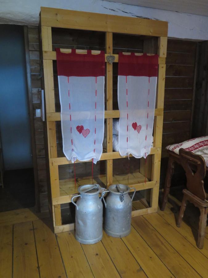 La Ferme De Pomereix Le Dorat Εξωτερικό φωτογραφία